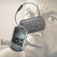PERSONNALISEZ ICI votre porte-clés fantaisie TdM Porte-clés métal réalisé à partir de plaquettes militaires Dog Tag personnalisables et imprimée d'un motif fantaisie tête de mort. Utilisable en Tag d'identification.