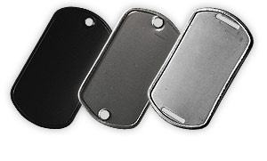 Plaques militaires Dog Tag vierges à bords retournés noire et double trous. 