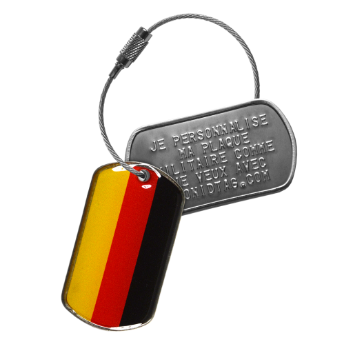 Ce tag d'identification comporte 2 plaques militaires au format Dog Tag de grade A et un câble en acier inoxydable de 15 cm de long avec fermoir à vis. La première plaquette est pe