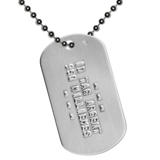 Ce pendentif en argent est entièrement fabriqué dans notre atelier (en France), de la découpe jusqu'à la finition. Il s'agit d'une plaque militaire au format Dog Tag. En Ar