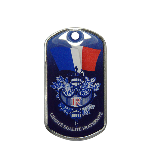 Cette plaque militaire ID Tag est une variante illustrée de notre drapeau national.En porte-clés voire en pendentif, pour identifier ou revendiquer, c'est comme vous voulez !Motif imprim